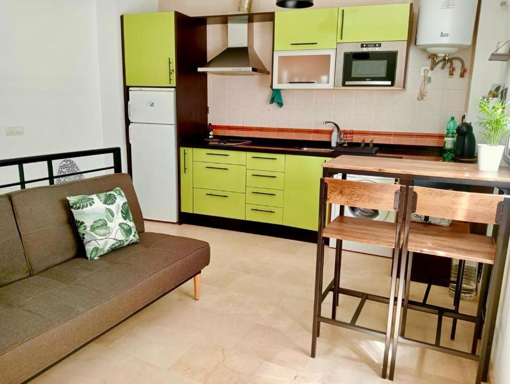 Green Duplex Mm City Center Малага Экстерьер фото