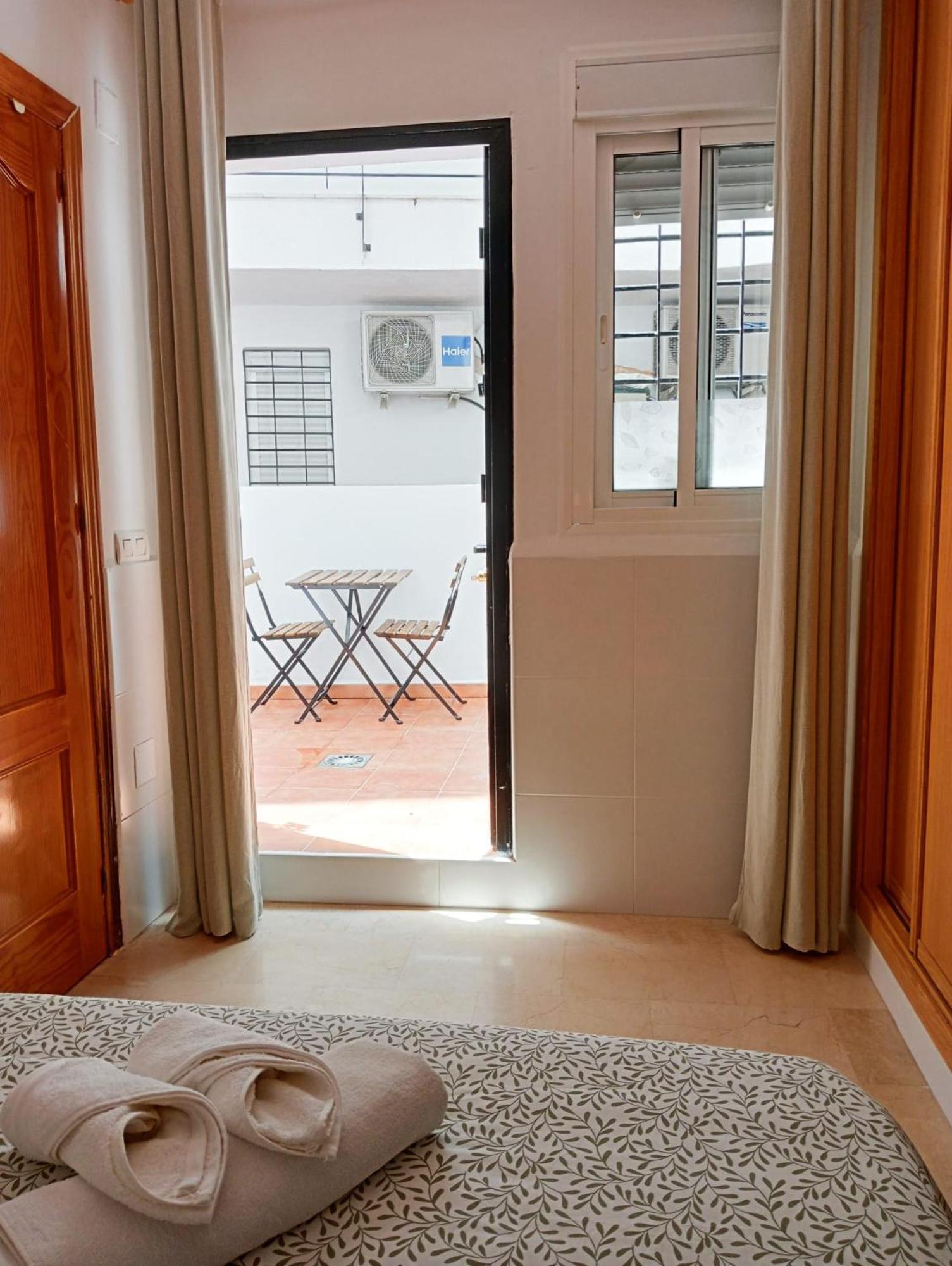 Green Duplex Mm City Center Малага Экстерьер фото